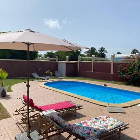 Appartement Cosy & Calme En Rez De Villa Saint-Francois  Exterior photo