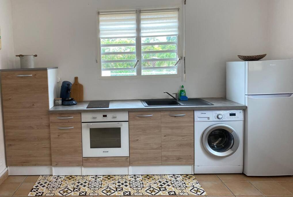 Appartement Cosy & Calme En Rez De Villa Saint-Francois  Exterior photo